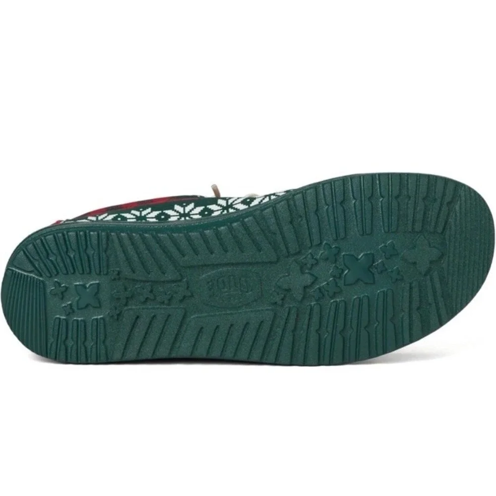 Hey Dude product pair